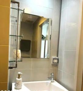 Elio Sukhumvit 64: Chic Space