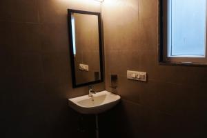 Housr Sector 38 Gurgaon Near Medanta Hospital