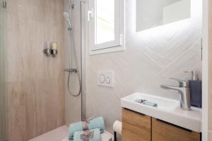 Seaside Spa Luxury Flat - Jacuzzi - Sauna - Sea view