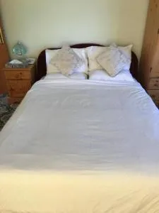 Room in Guest room - Orchard Manor, Fore Street, Probus - Veryan