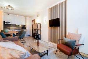 Das Solaris 8 Beach Apartment mit Balkon und moderner Einrichtung