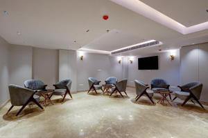 Hotel The Viking - 5 Minutes away from New Delhi Railway & Connaught Place