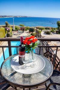 H&O SUNRISE VILLA IN Coral Bay!