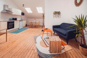 Loft lumineux très spacieux - Parking gratuit