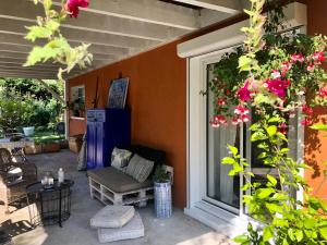 Studio calme avec terrasse proche de Lyon - Ubytování bez kategorie ve městě Sainte-Foy-lès-Lyon