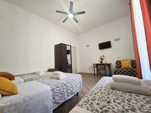 Camera Tripla Basic con Bagno in Comune