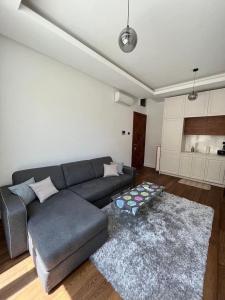Park Residence 3 - 1 br & Parking at Tivat Center