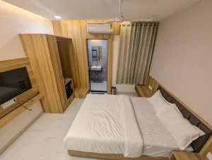 SoonStay The Lavish Villa - Sipra