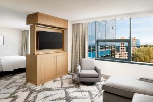 Junior Suite, 1 King room in Sheraton Cerritos