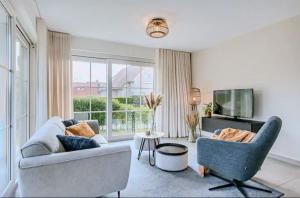 Cozy apartment with garden and terrace