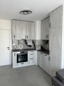 Lovely Stylish Brand New Flat