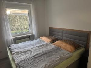 Schöne Wohnung in grüner Lage mit Fitnessgerät