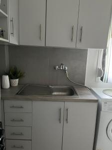 Chrisminas Apartment Νear Τhe Sea