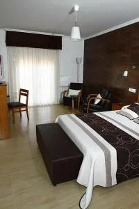 Hotel Nuevo Pinarejo - 阿兰扎达