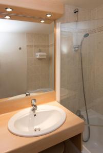 Hotels Hotel Vert : photos des chambres