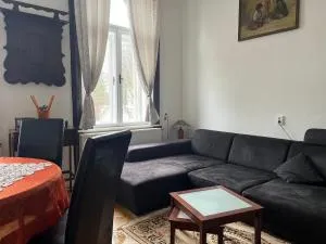 Eitner Villa Apartman - Lochenhaus