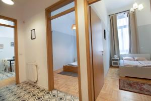 2 Bedroom Central Apt inside Gozsdu Passage