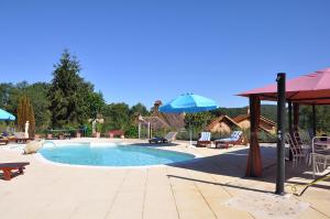B&B / Chambres d'hotes lO GORISSADO - La ferme du glandier : Chambre Quadruple - Vue sur Jardin
