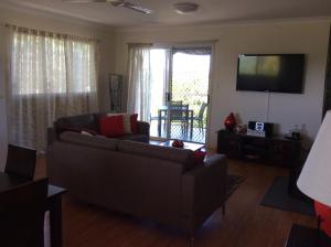 Tinaroo Sunset Retreat