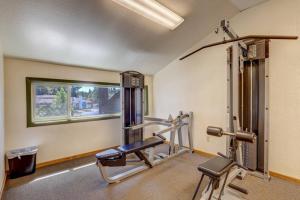 Lakeland Village 2 Bed Condo Pool View - 4hvězdičkové hotely ve městě South Lake Tahoe