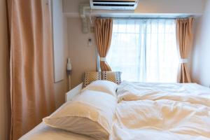 25Yamanote JR line Takadanobaba sat 5mit Netflix watch!Up to 3 people!