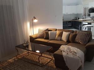 H&O Boulevard Breeze APARTMENT!