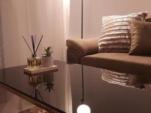 H&O Boulevard Breeze APARTMENT!