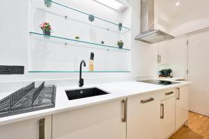 Stunning 3 Bed Central London Apartment