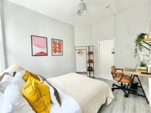 Soho Guest House Room 1