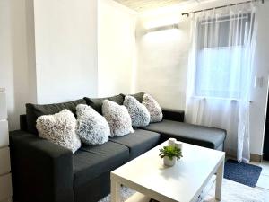 Ground Floor Apt with a Pool and Terrace