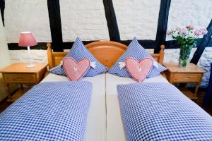 Single Room with Private Bathroom room in Hotel Alte Laterne
