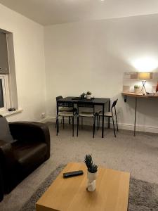 Perfect city centre 2 bed flat