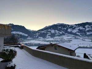 Apart Anfang