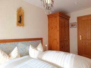 Panorama-Alpgenuss mit Hallenbad & Sauna - GRATIS ÖPNV