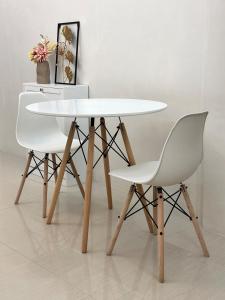 Guestroom 2 -3rd flr Barretto, Olongapo near beach