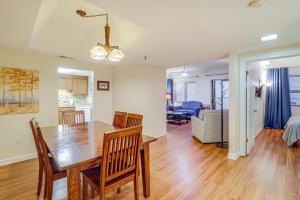 3 Mi to Ski Sugar Top Resort Condo with Indoor Pool