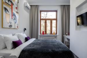 Yaroslav Val Lux Apartments