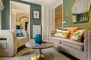 Milk Jug Cottage - Weston Subedge