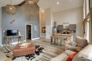 Lake Guntersville Getaway with Shared Boat Dock! - Boaz