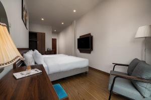 Phòng 4 Người Có Ban Công (Quadruple Room with Balcony)