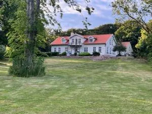 Ved Holckenhavn Fjord - Revsøre