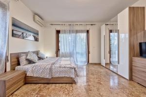Triple Room with Terrace