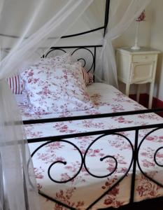 B&B / Chambres d'hotes Chateau De Matel : photos des chambres