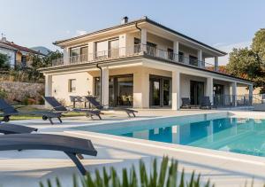 Villa Maritima Opatija-Meerblick-Infinity Pool-Luxus-Relax