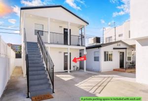 Prestige Studio Haven at Burbank