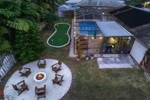 Poolside Fun Games Perfect Family Escape - Walsingham