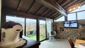 Вивиан - модерна вила за гости