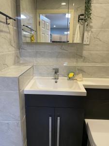 Manchester City Flat with Free Secure Parking