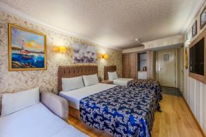 Comfort Quadruple Room room in Hamit Hotel