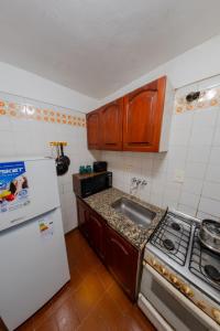 Alvear - 4 Huéspedes en Zona Güemes con Patio Interno